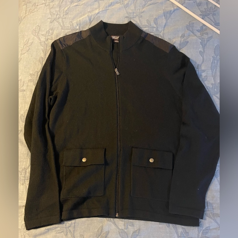 Men’s Michael Kors zip up sweater